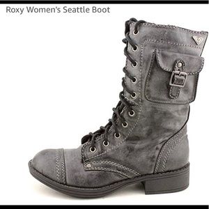 roxy grey boots